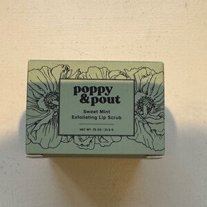 Poppy and pout Sweet Mint Lip Scrub